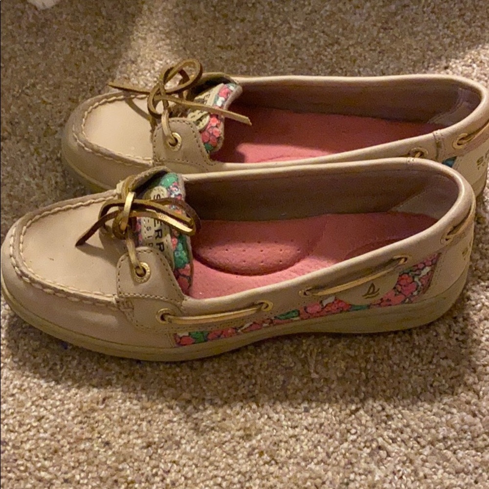 Sperry topsider boat shoes